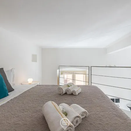 דירה Valeria's Loft - Marina District