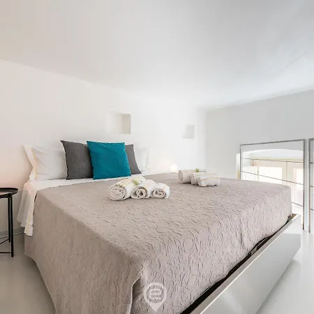 Valeria's Loft - Marina District *